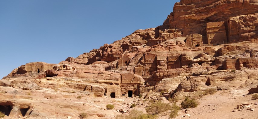 8 Tombs Petra