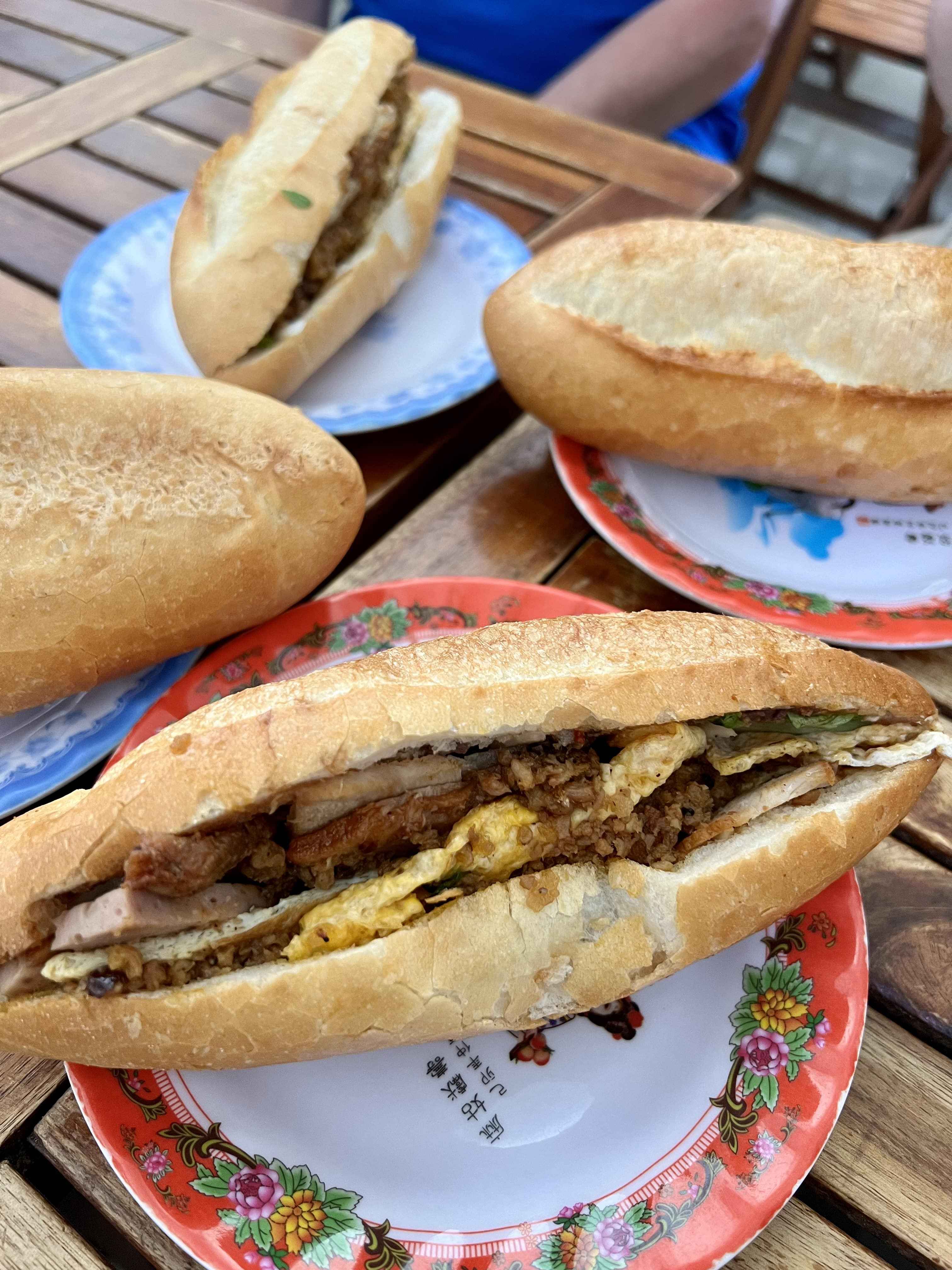 Banh mi min 1 11zon