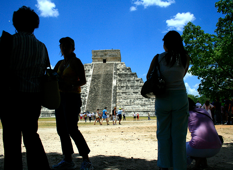 Chichen Itza Llama Travel