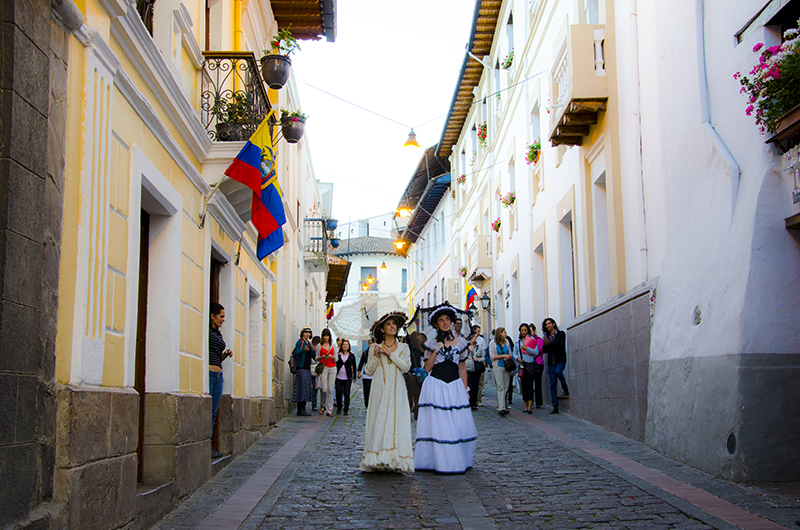 La Ronda Quito Ecuador Llama Travel