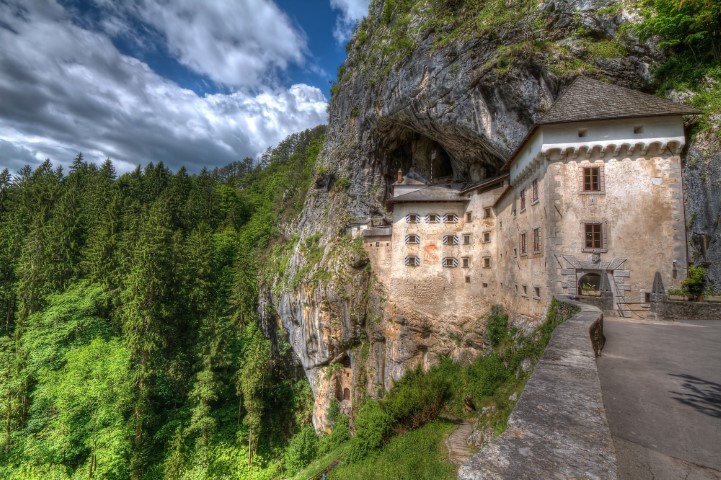 Predjama Castle 1