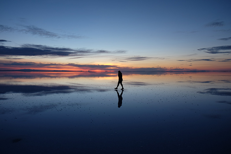 Uyuni salt flat sunrise Bolivia Llama Travel