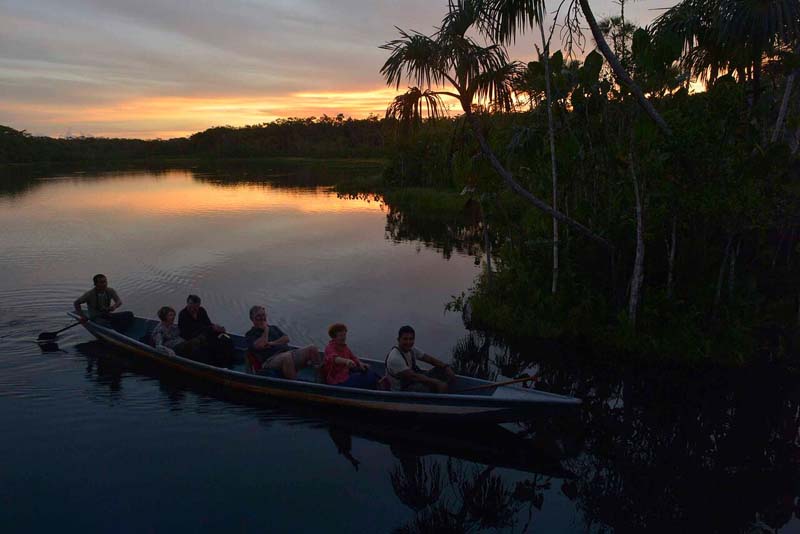 canoa pilchi atardecer