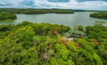 Birds Eye, Las Lagunas, Flores, Guatemala