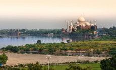 Taj Mahal Behind