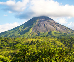 Arenal Volcano, Costa Rica Arenal Volcano, Costa Rica