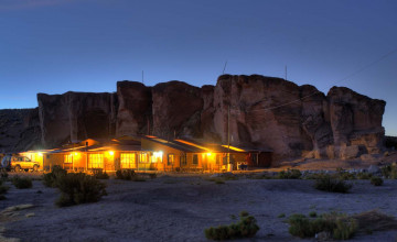 Exterior, Mallku Cueva Hotel, Villa Mar, Bolivia