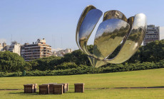 Floralis Genérica, Buenos Aires, Argentina